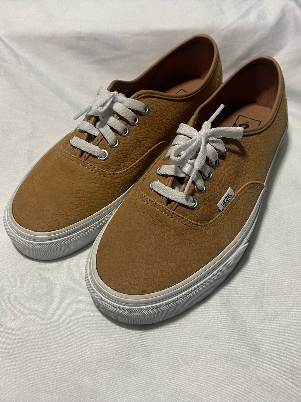 NWOT *RARE* - Vans Authentic OS Grain Leather Camel (Holiday 2019) VN0A2Z5IT72
